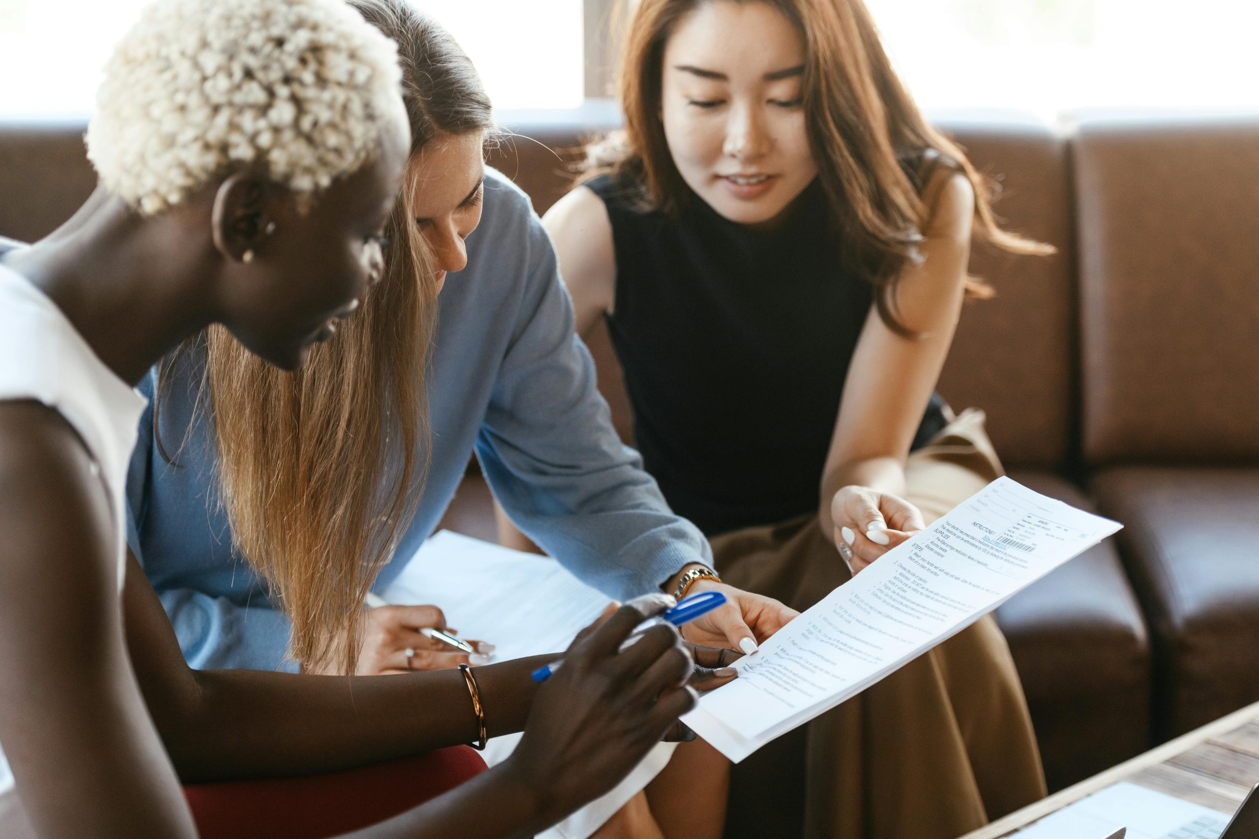 Expats Share Their Dos And Don’ts When Renewing Their Paperwork