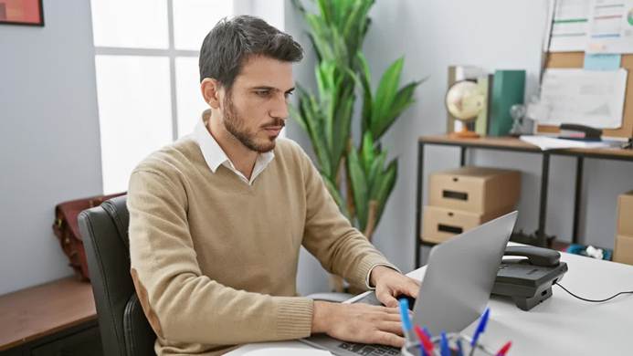 Latest job postings - Office-based experts