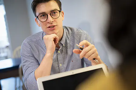 International Business Manager: Unlock the Hottest Careers in Global Expansion 2026 3 International Business Manager - Senior Manager is giving a speech