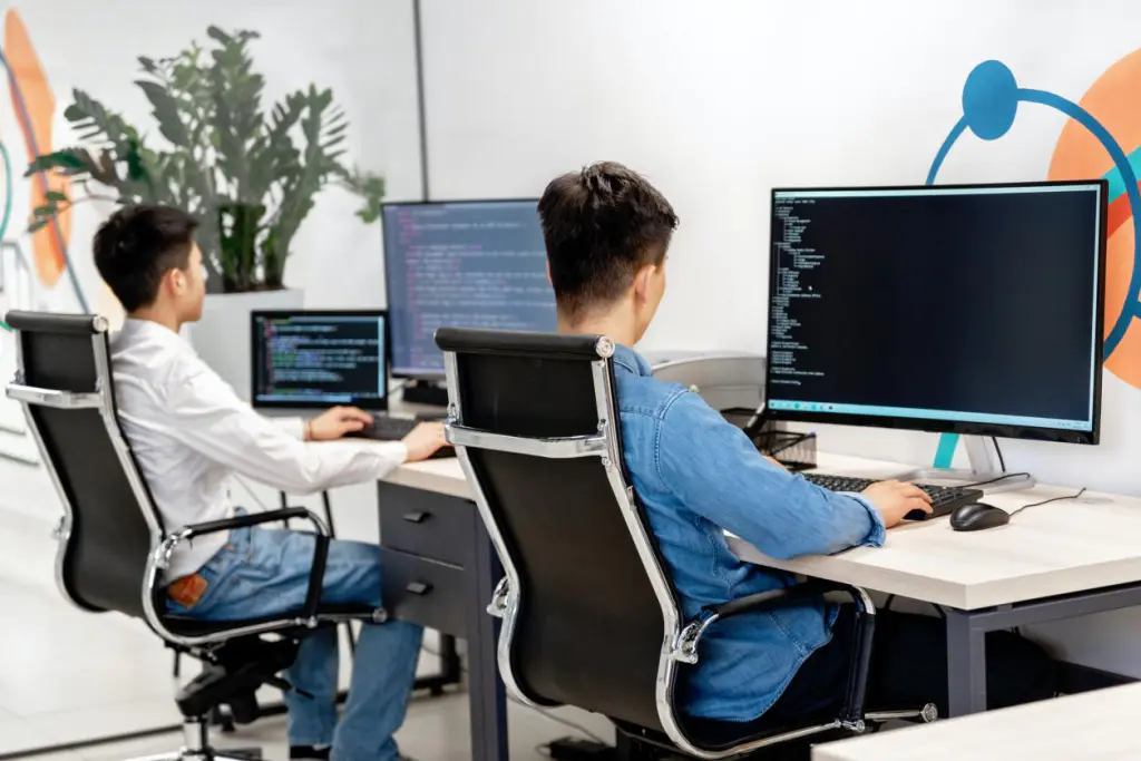 Amazing Foreign Talent Recruitment: Chinese Internet Giants Launch Global Hunt for Top Full-Stack & Payment Developers 2026 4 Foreign Talent Recruitment - Full Stack Engineer Currently Working