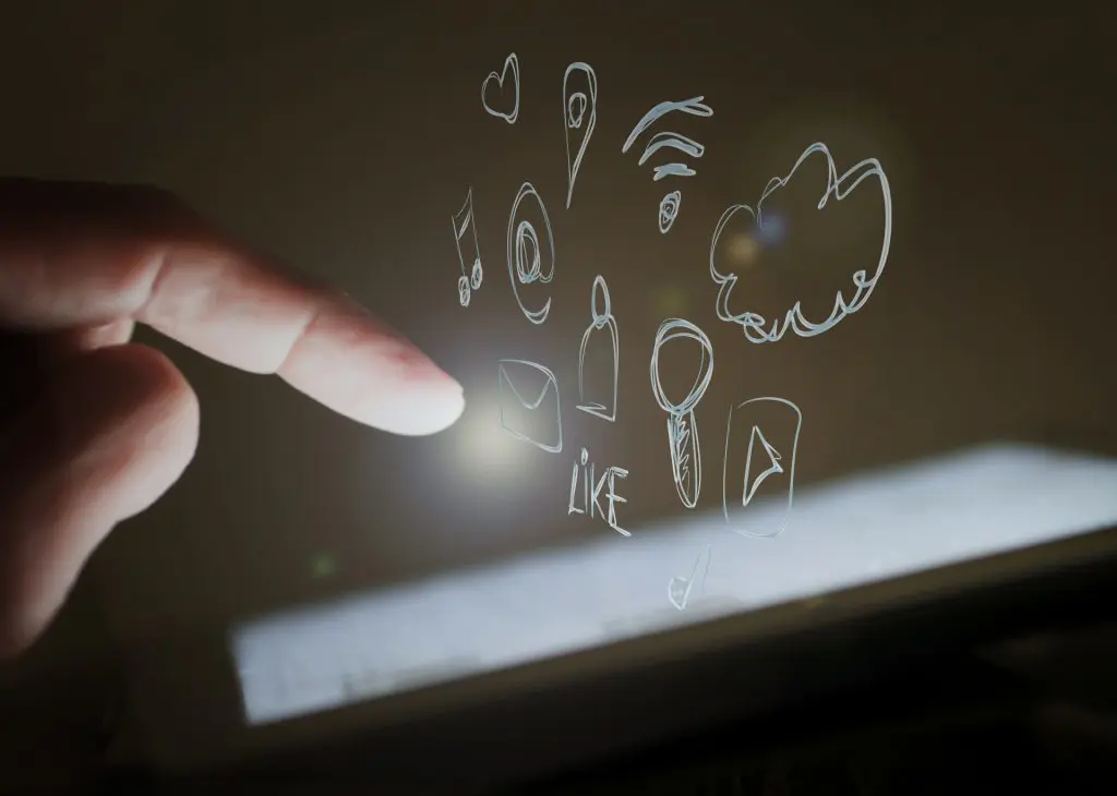 Top China Social Media to Entertain in 2026: The Guide for a Foreigner 2 china social media dominates the online entertainment