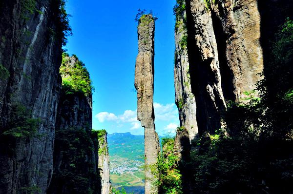 4.  One Incense Pillar, Enshi Canyon (Hello China).jpg