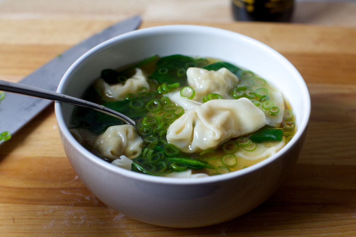 24.Mini wontons in soup.jpg