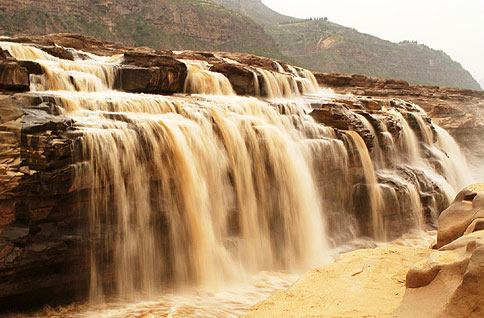 9. Shanxi Hukou Waterfall.jpg